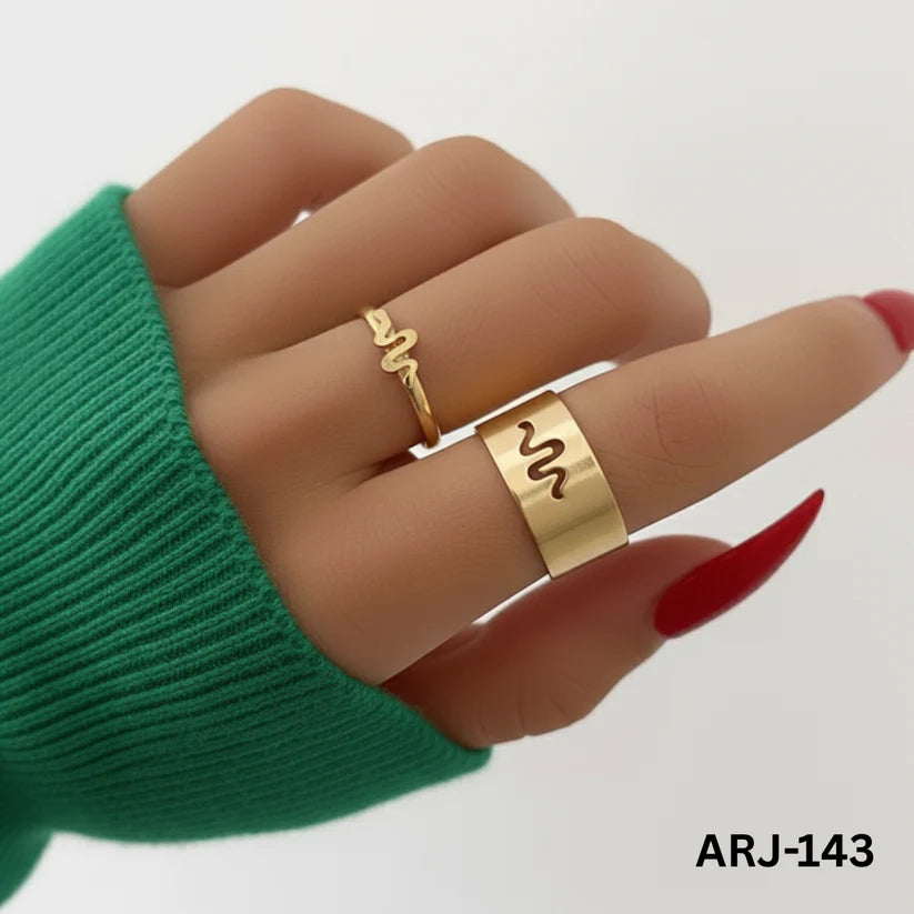 ARJ-143 Snake Shape Adjustable Ring – Stylish Serpent Design Fashion Jewelry (Black)